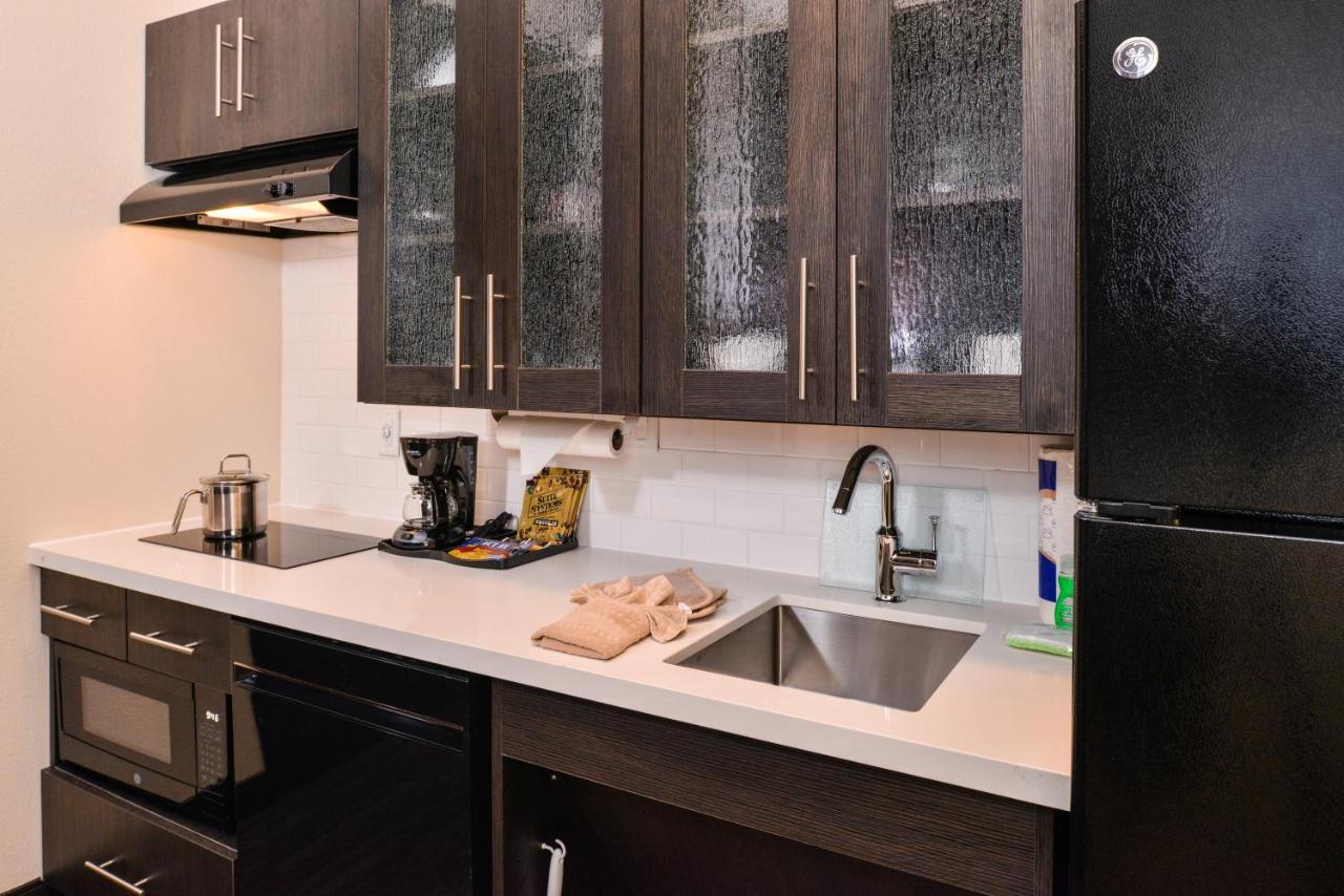Candlewood Suites - Austin Airport By Ihg Bagian luar foto